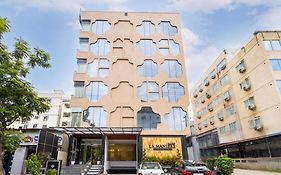 Ecko La Maniere Business Hotels